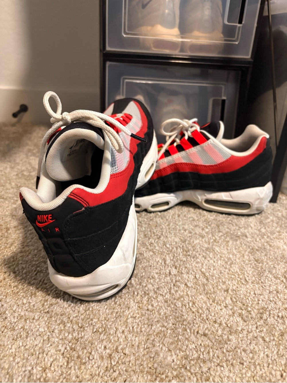 Men’s Nike Air Max 95 in Black & Red